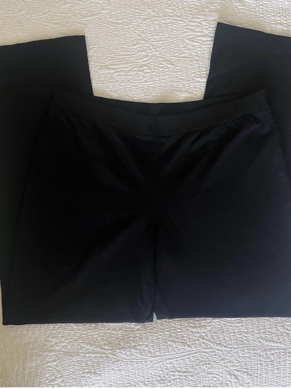 L.L. Bean Black Lycra Pull-On Pants Stretch Loose Fit Sz L